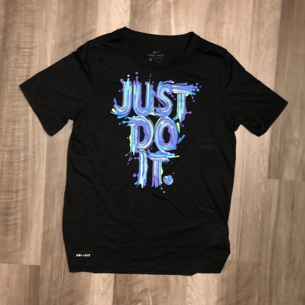 Black shirt